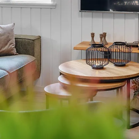24 Person In Frederiksv Rk Frederiksværk